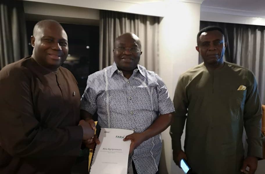 L-R: Dr. Yemi Akinbamijo; Executive Director, FARA, Dr. Okezie Ikpeazu; Executive Governor, Abia State and Mr. Endi Ezengwa; Coordinator, Education for Employment