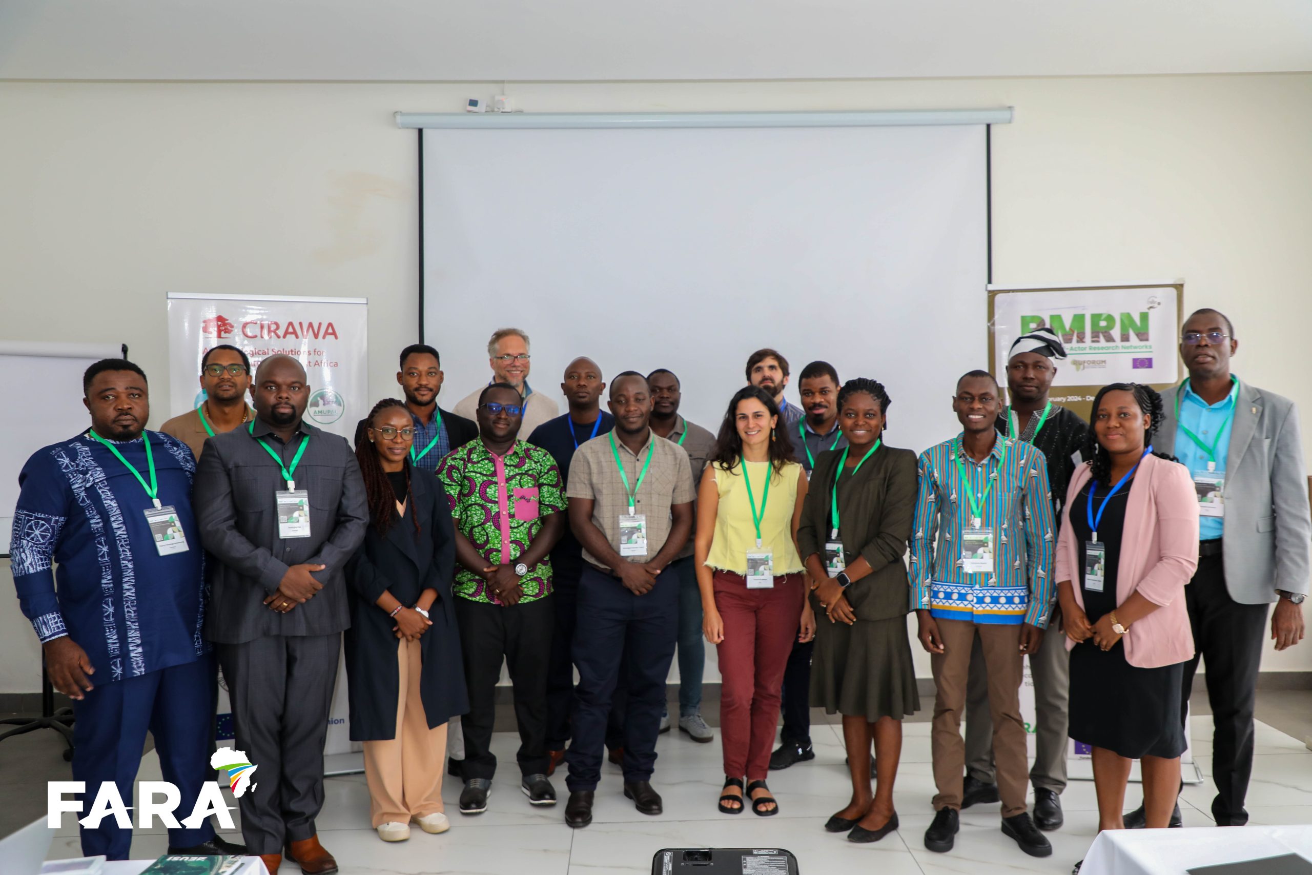 Le FARA, le CCR de la Commission européenne et RUFORUM renforcent la recherche en agroécologie en Afrique grâce à une formation en observation de la Terre